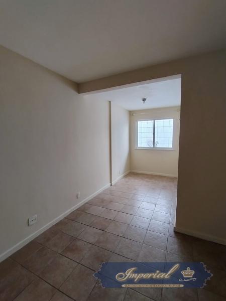 Apartamento para Alugar em São Sebastião, Petrópolis - RJ - Foto 4