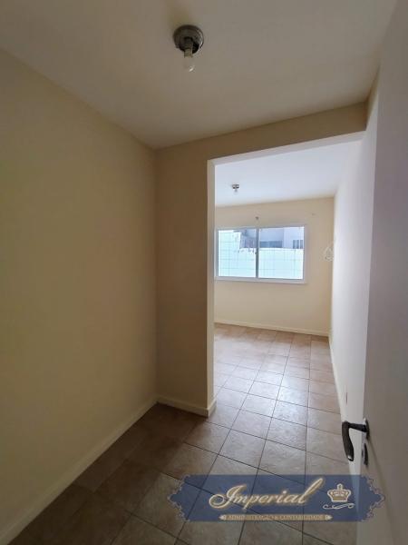 Apartamento para Alugar em São Sebastião, Petrópolis - RJ - Foto 2