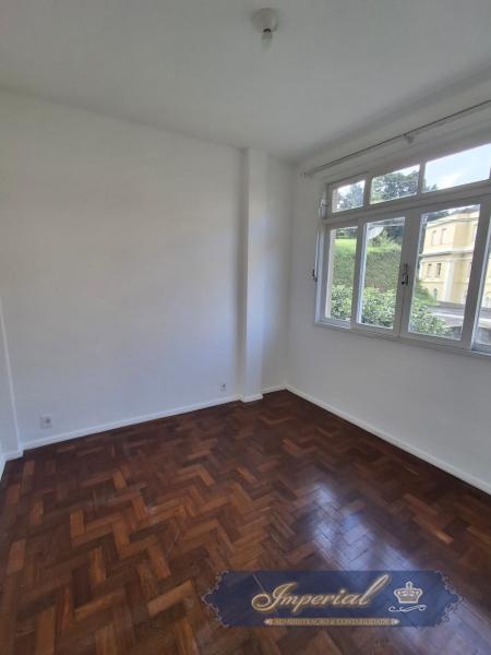 Apartamento para Alugar em Centro, Petrópolis - RJ - Foto 3