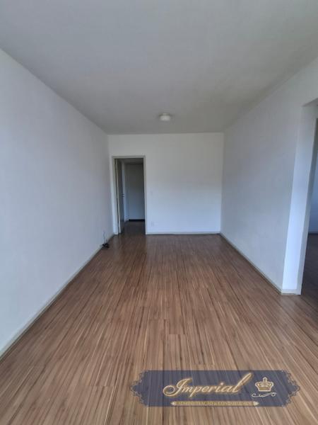 Apartamento para Alugar em Centro, Petrópolis - RJ - Foto 2