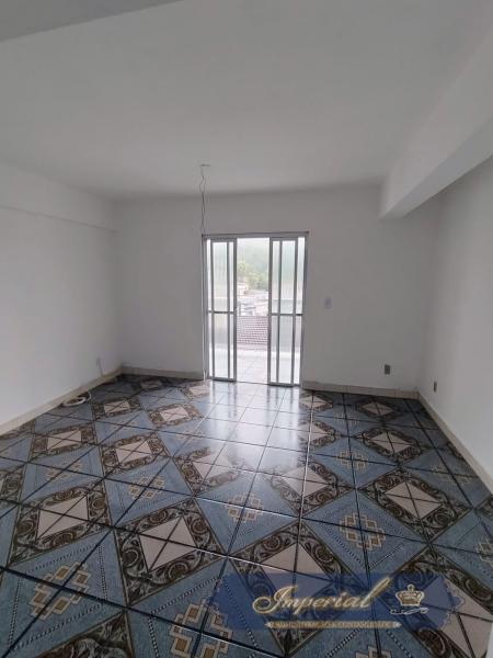 Apartamento para Alugar em Quitandinha, Petrópolis - RJ - Foto 2