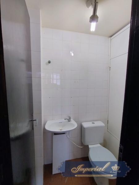Imóvel Comercial para Alugar em Centro, Petrópolis - RJ - Foto 5