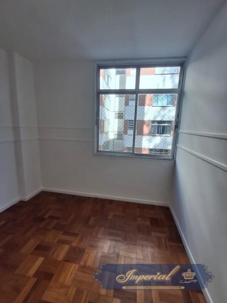 Apartamento para Alugar em Centro, Petrópolis - RJ - Foto 13