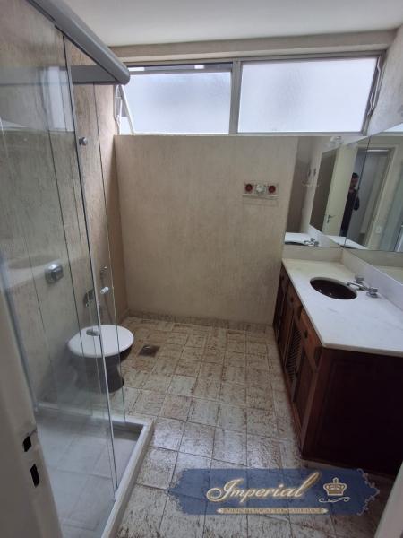 Apartamento para Alugar em Centro, Petrópolis - RJ - Foto 9