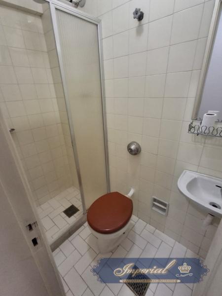 Apartamento para Alugar em Centro, Petrópolis - RJ - Foto 14