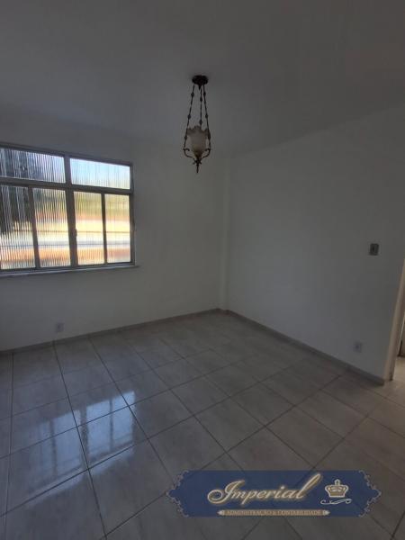 Apartamento para Alugar em Quitandinha, Petrópolis - RJ - Foto 2