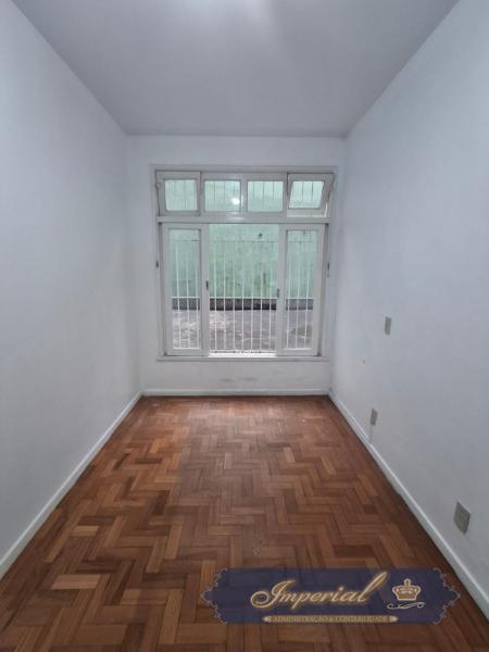 Imóvel Comercial para Alugar em Centro, Petrópolis - RJ - Foto 1