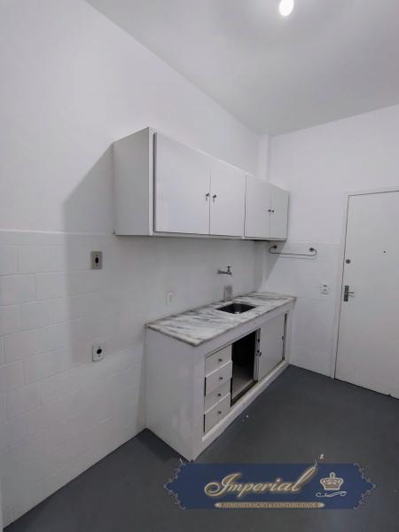 Apartamento para Alugar em Centro, Petrópolis - RJ - Foto 9