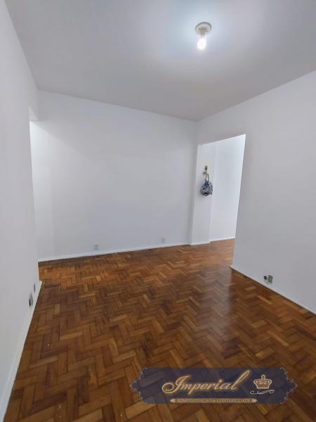 Apartamento para Alugar em Centro, Petrópolis - RJ - Foto 2
