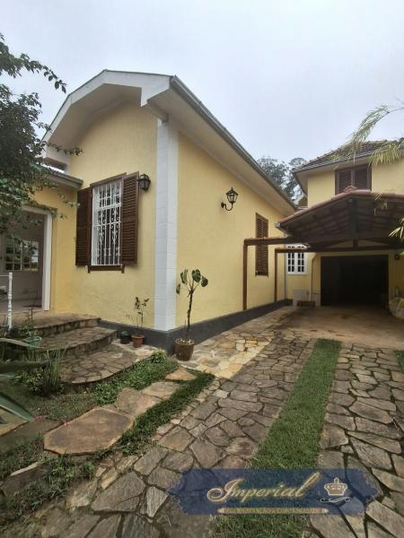 Casa para Alugar em Valparaíso, Petrópolis - RJ - Foto 1