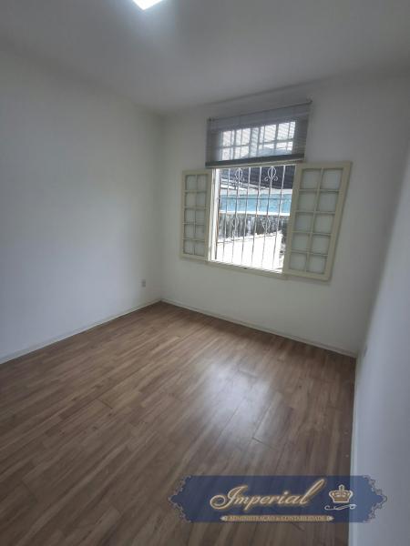 Casa para Alugar em Valparaíso, Petrópolis - RJ - Foto 14