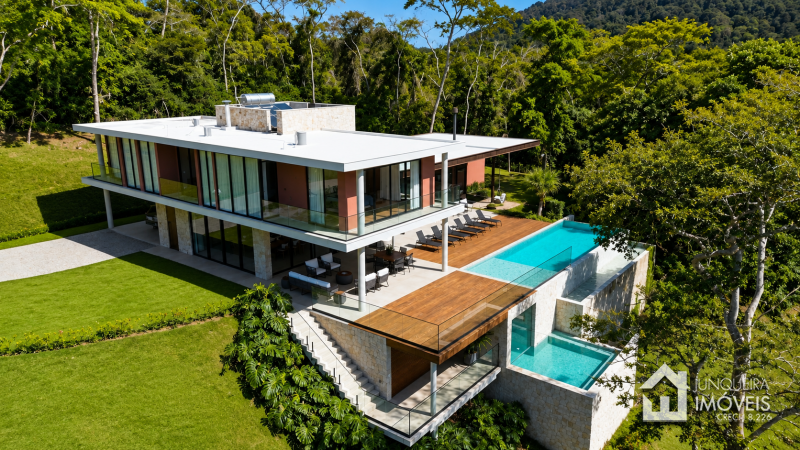 Casa em Condomínio em Pedro do Rio Petrópolis