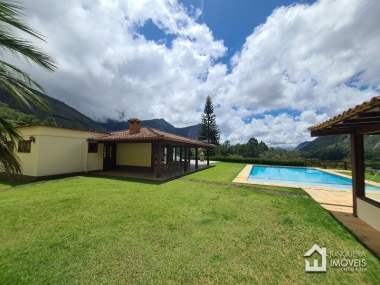 Casa em Condomínio em Araras,	Petrópolis