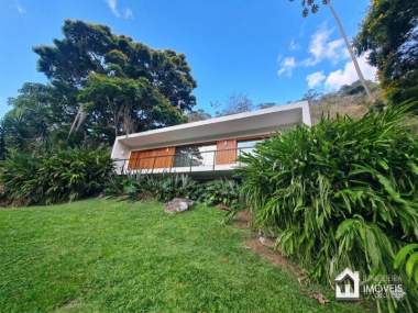 Casa em Condomínio em Araras,	Petrópolis