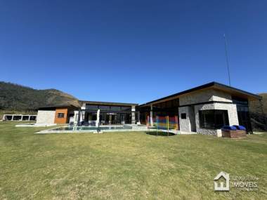 Casa em Condomínio em Pedro do Rio Petrópolis
