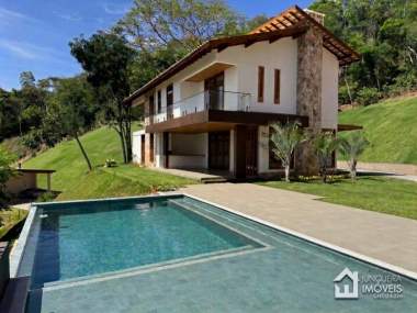 Casa em Condomínio em Pedro do Rio,	Petrópolis