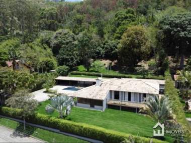 Casa em Condomínio em Corrêas Petrópolis