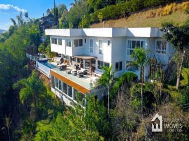 Casa em Condomínio em Itaipava Petrópolis