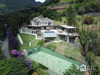Casa em Condomínio em Araras Petrópolis