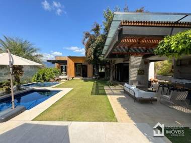 Casa em Condomínio em Itaipava Petrópolis