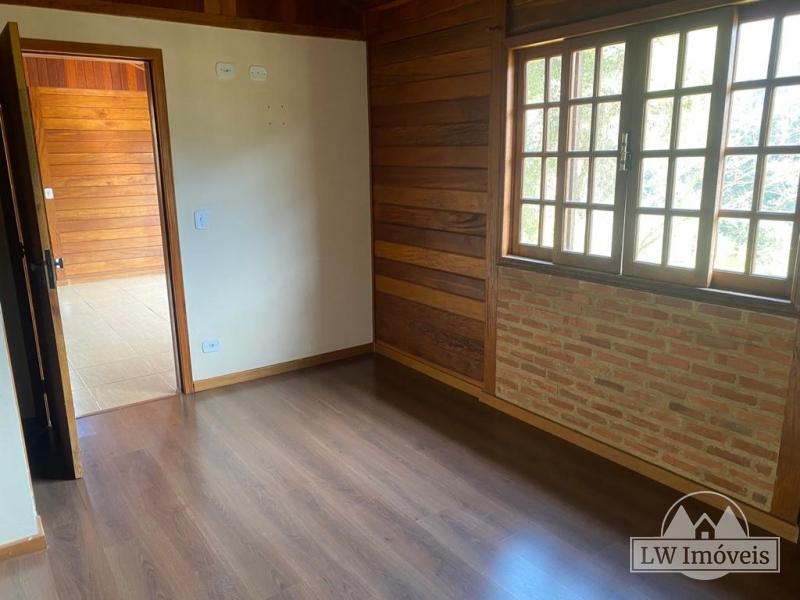 Casa à venda com 2 quartos, 60m² - Foto 5