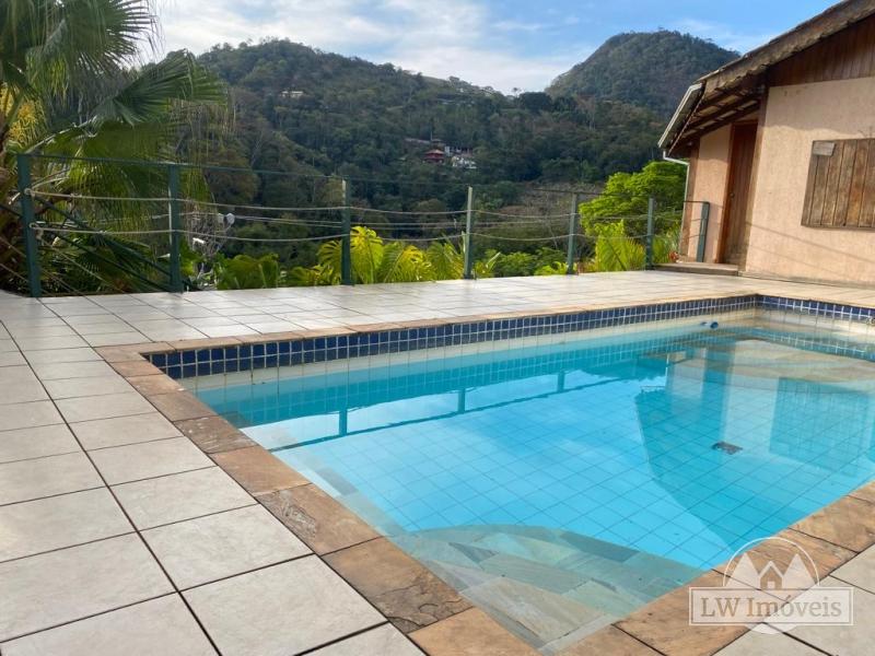 Casa à venda com 2 quartos, 60m² - Foto 16