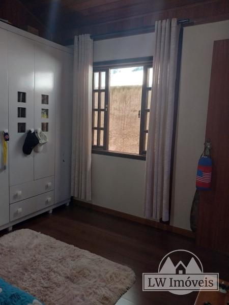 Casa à venda com 2 quartos, 65m² - Foto 2