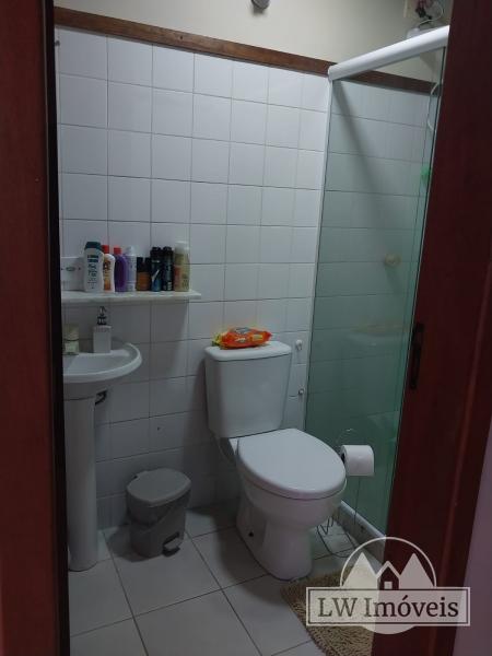 Casa à venda com 2 quartos, 65m² - Foto 8