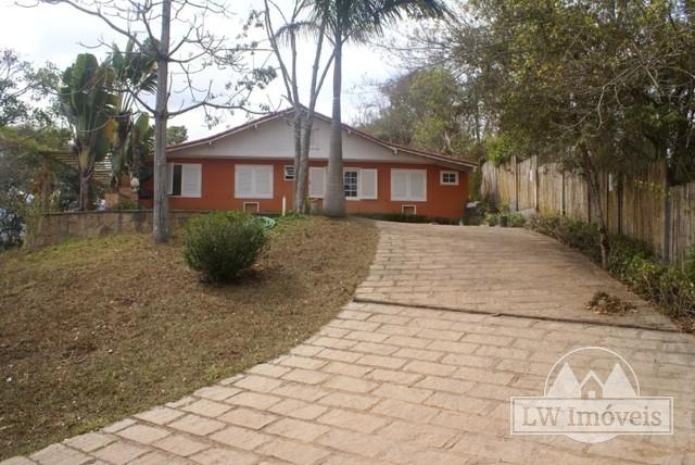 Casa para alugar com 3 quartos, 145m² - Foto 1