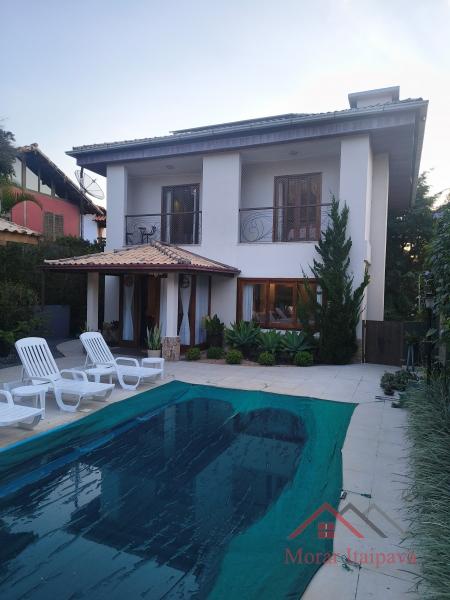Casa à venda em Itaipava, Petrópolis - RJ