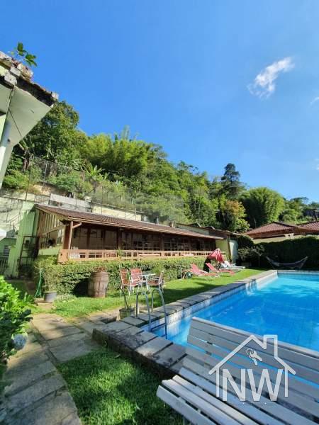 Casa à venda em Quitandinha, Petrópolis - RJ