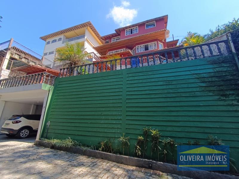 Casa em condomínio em Bonsucesso - Petrópolis/RJ  - 3 Quartos