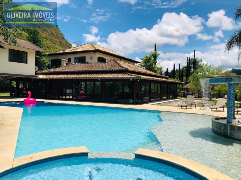 Casa em condomínio em Itaipava - Petrópolis/RJ  - 6 Quartos