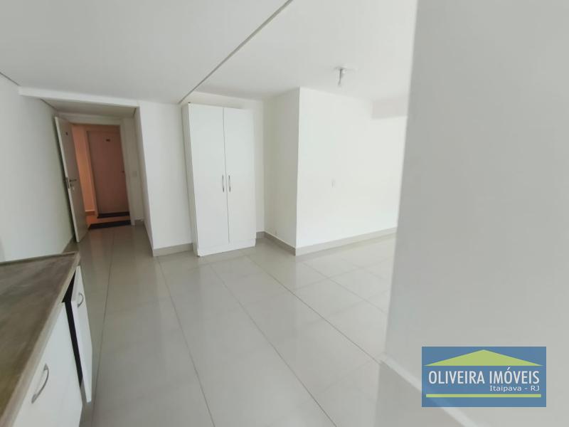 Apartamento para Alugar em Itaipava, Petrópolis - RJ - Foto 11