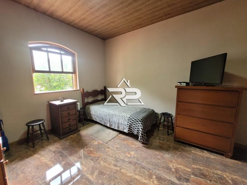 Comprar Casa em Pedro do Rio, Petrópolis/RJ - Renata Pereira Corretora