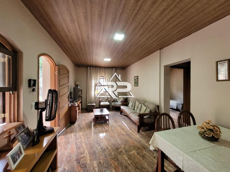 Comprar Casa em Pedro do Rio, Petrópolis/RJ - Renata Pereira Corretora