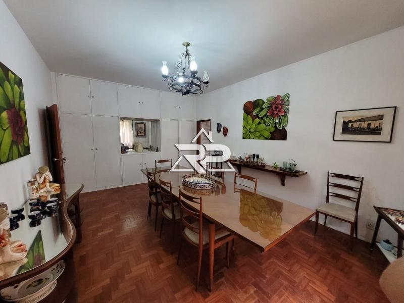 Comprar Casa em Itaipava, Petrópolis/RJ - Renata Pereira Corretora