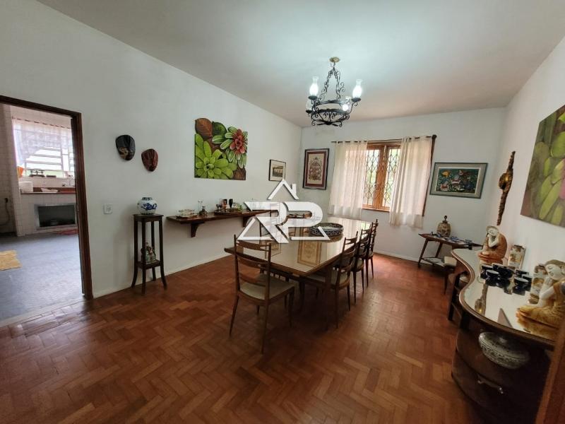 Comprar Casa em Itaipava, Petrópolis/RJ - Renata Pereira Corretora