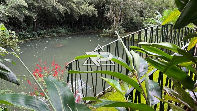 Comprar Casa em Itaipava, Petrópolis/RJ - Renata Pereira Corretora