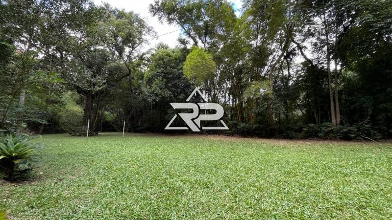 Comprar Casa em Itaipava, Petrópolis/RJ - Renata Pereira Corretora