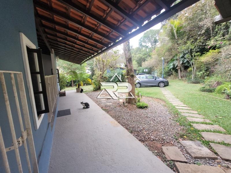 Comprar Casa em Pedro do Rio, Petrópolis/RJ - Renata Pereira Corretora