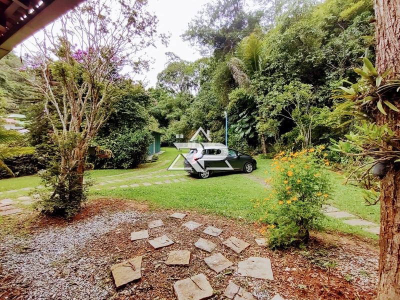 Comprar Casa em Pedro do Rio, Petrópolis/RJ - Renata Pereira Corretora