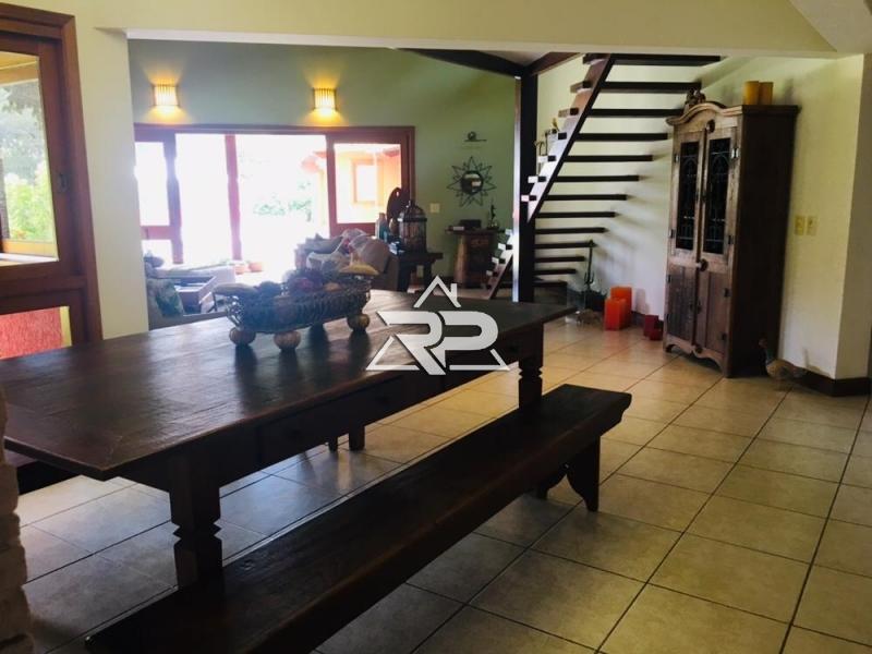 Comprar Casa em Pedro do Rio, Petrópolis/RJ - Renata Pereira Corretora