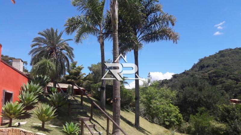 Comprar Casa em Pedro do Rio, Petrópolis/RJ - Renata Pereira Corretora