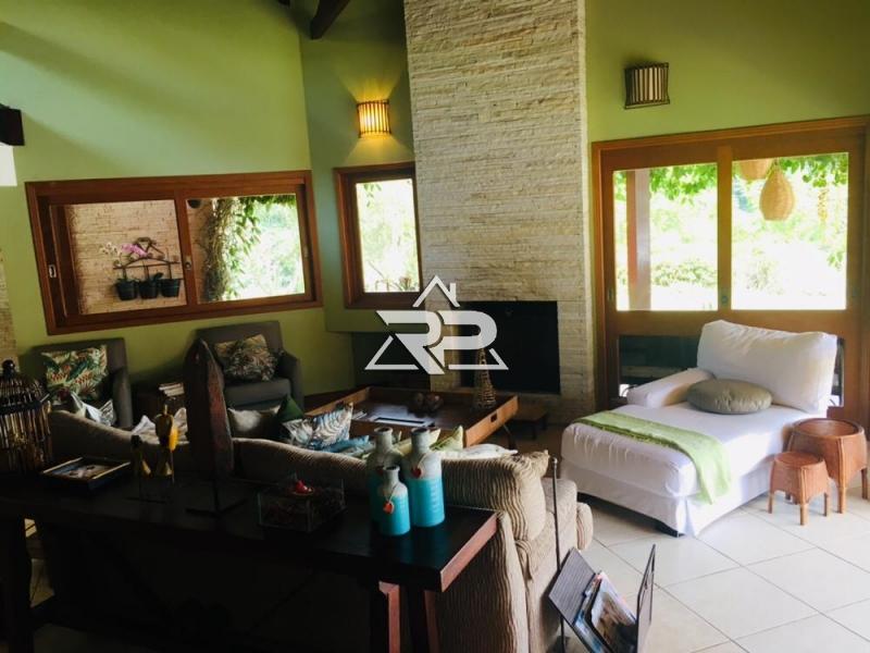 Comprar Casa em Pedro do Rio, Petrópolis/RJ - Renata Pereira Corretora