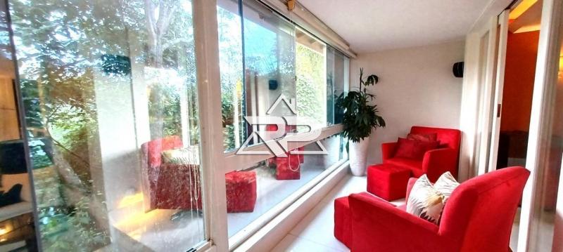 Comprar Casa em Itaipava, Petrópolis/RJ - Renata Pereira Corretora