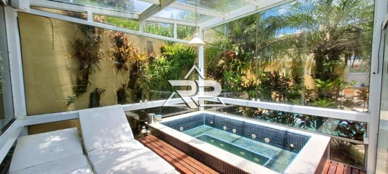 Comprar Casa em Itaipava, Petrópolis/RJ - Renata Pereira Corretora