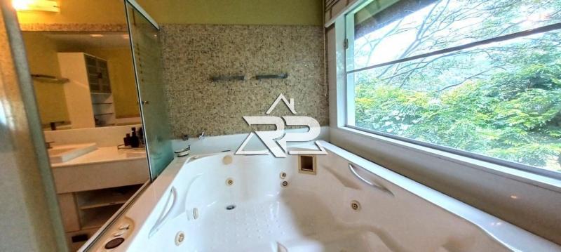 Comprar Casa em Itaipava, Petrópolis/RJ - Renata Pereira Corretora