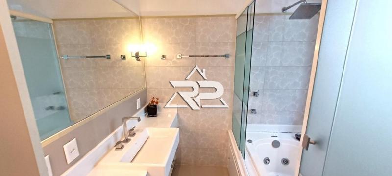 Comprar Casa em Itaipava, Petrópolis/RJ - Renata Pereira Corretora