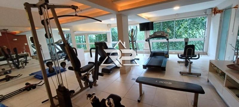 Comprar Casa em Itaipava, Petrópolis/RJ - Renata Pereira Corretora